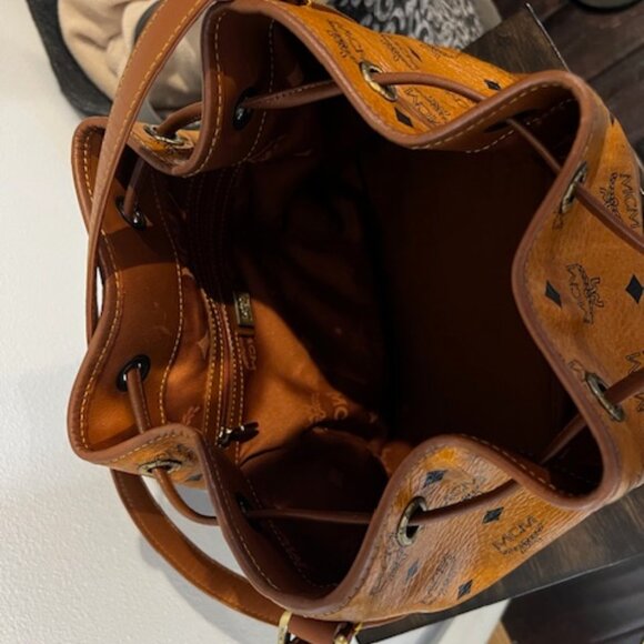 MCM Visetos Bucket Bag Cognac Drawstring EUC - Picture 3 of 8